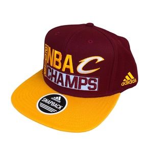Cleveland Cavaliers Adidas Maroon 2016 Locker Room Structured Slouch Snapback